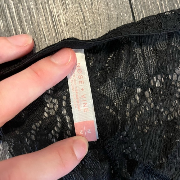Rose & Vine: Bralette - Picture 3 of 3